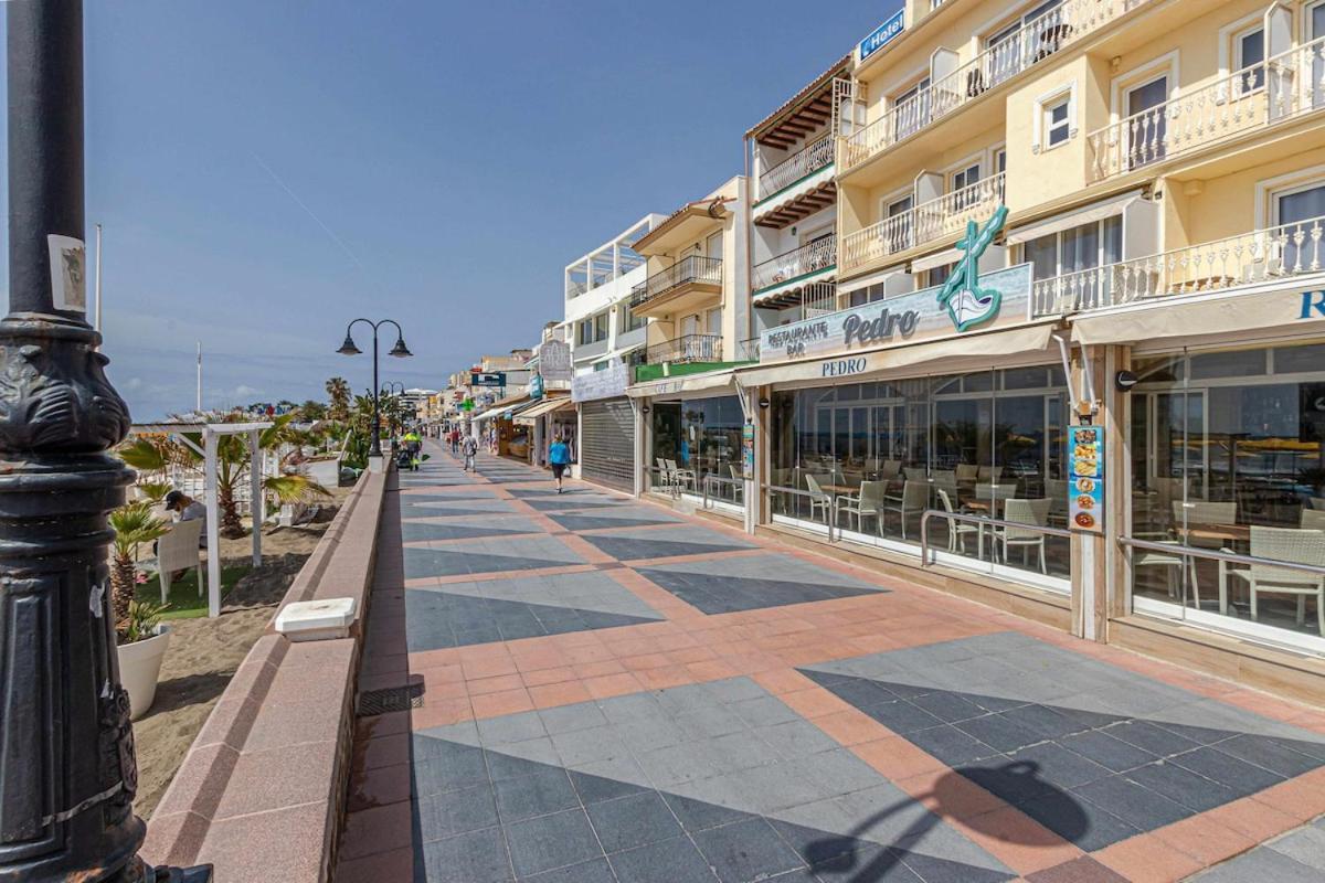 797 Holiday Rentals- Duplex Para 7 En La Carihuela A 1 Min De La Playa Torremolinos Exterior foto